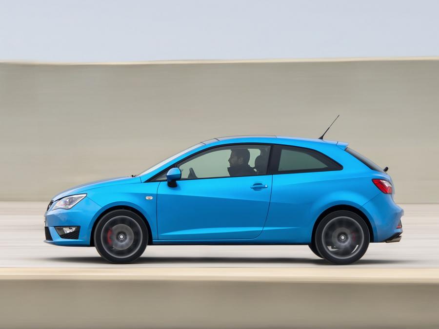  Seat Ibiza SC FR 2012 года  (фото 10 из 24)
